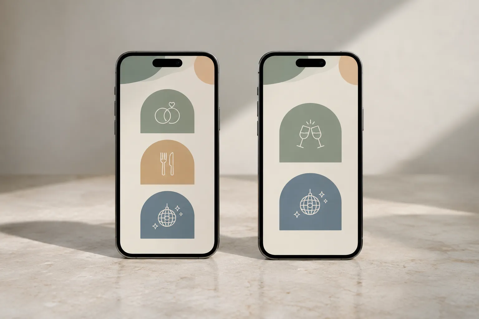 Twee smartphones in dezelfde stijl tonen links ceremonie, diner en feest en rechts ontvangst en feest als pictogrammen